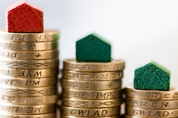 House price growth falls in December