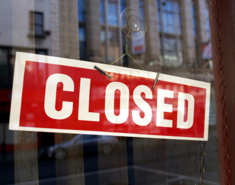 Brokerage shuts its doors 
